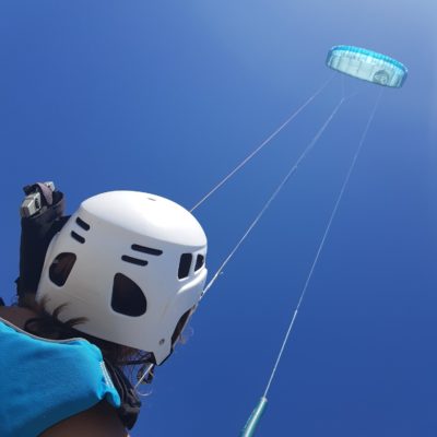 apprendre le kite dans le vent léger avec kite hybrid