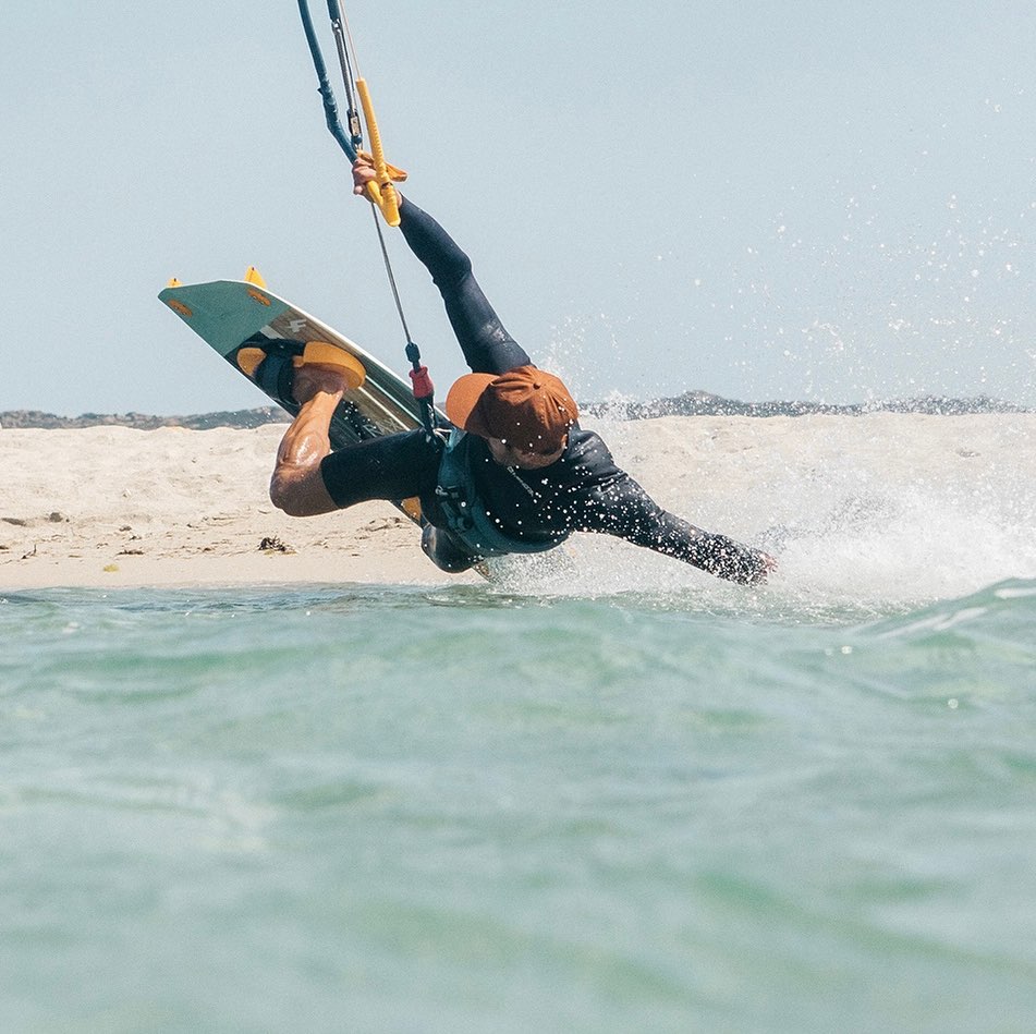 Ecole de Kitesurf et Wing à Montpellier et ses environs | B&Bob Kiteboarding 2